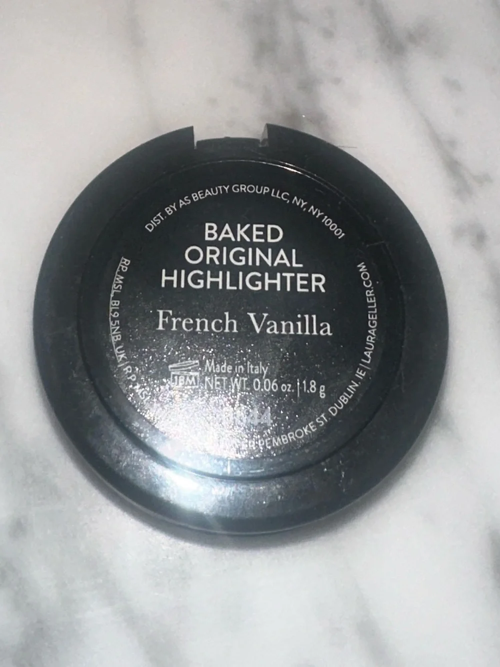 Laura Geller Baked Pressed Powder French Vanilla Shade